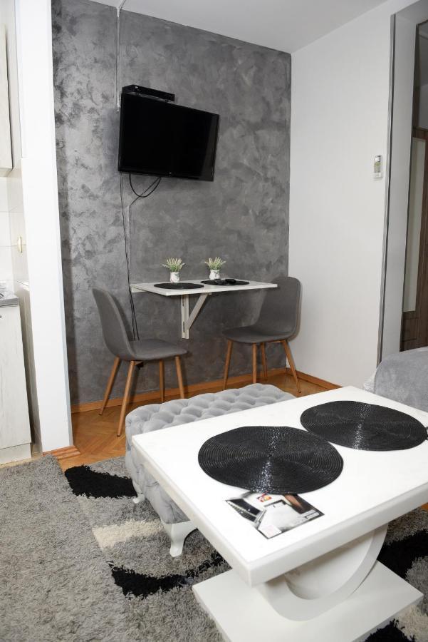 Dado apartman Kraljevo Exterior foto