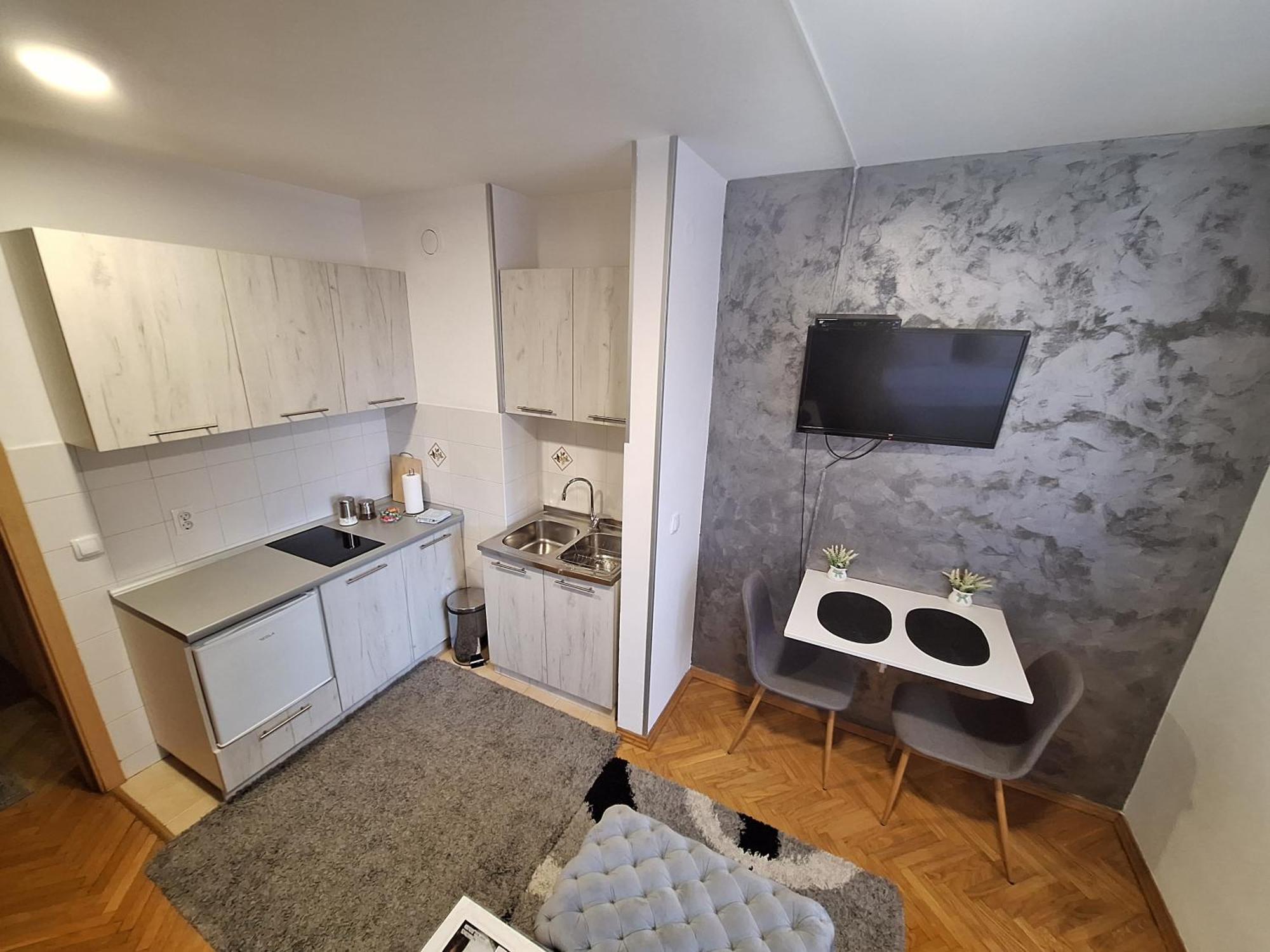 Dado apartman Kraljevo Exterior foto